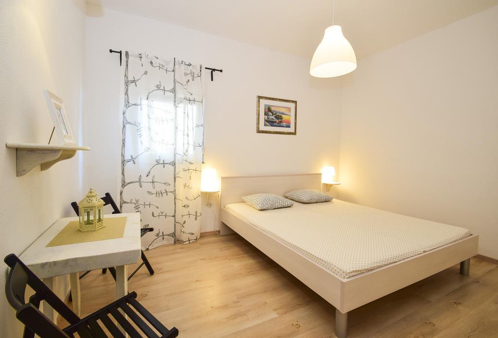 Amadrian Apartments Šibenik Eksteriør billede