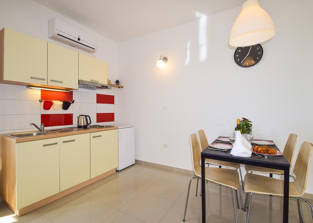 Amadrian Apartments Šibenik Eksteriør billede
