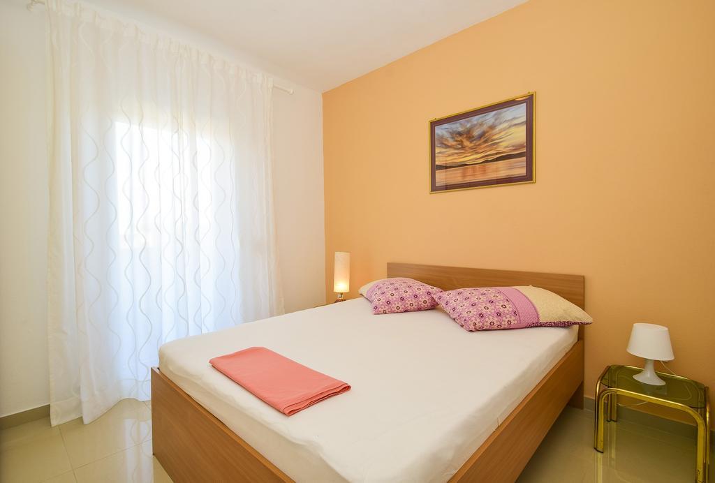 Amadrian Apartments Šibenik Eksteriør billede