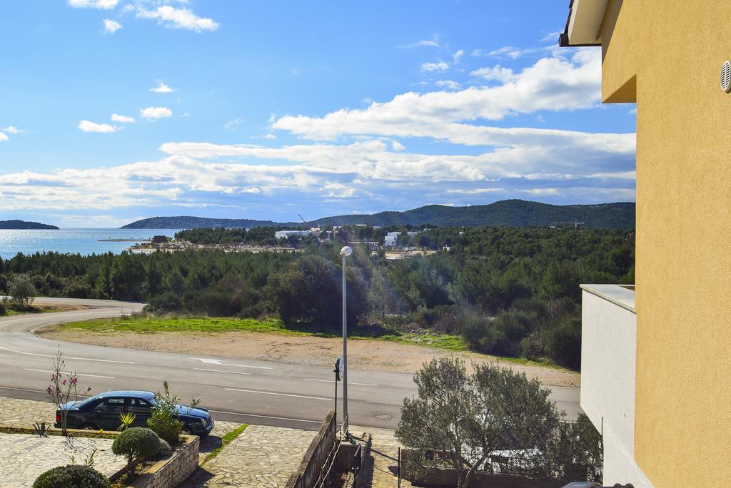Amadrian Apartments Šibenik Eksteriør billede