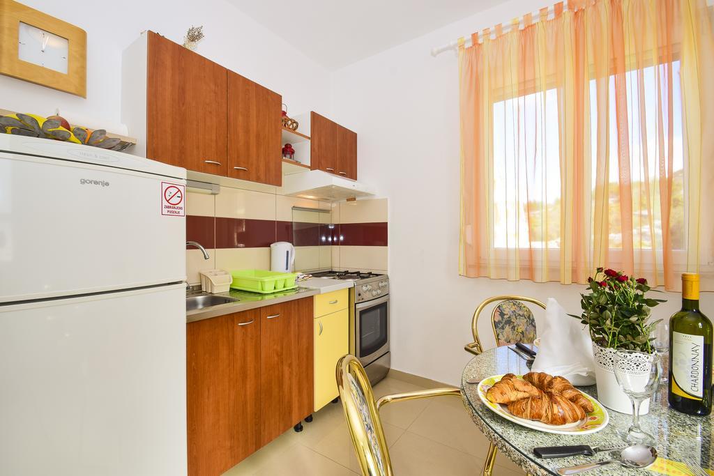 Amadrian Apartments Šibenik Værelse billede