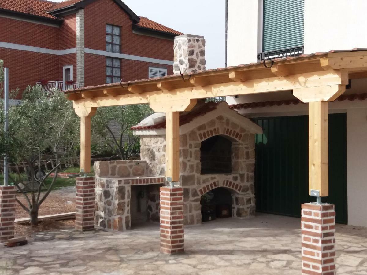 Amadrian Apartments Šibenik Eksteriør billede
