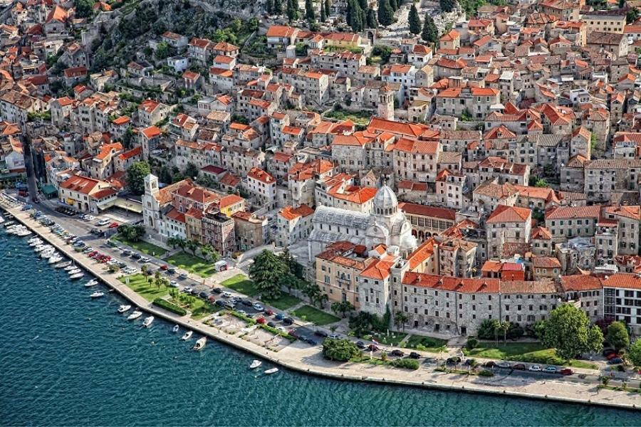 Amadrian Apartments Šibenik Eksteriør billede